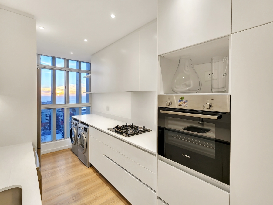 2 Bedroom Property for Sale in Sea Point Western Cape